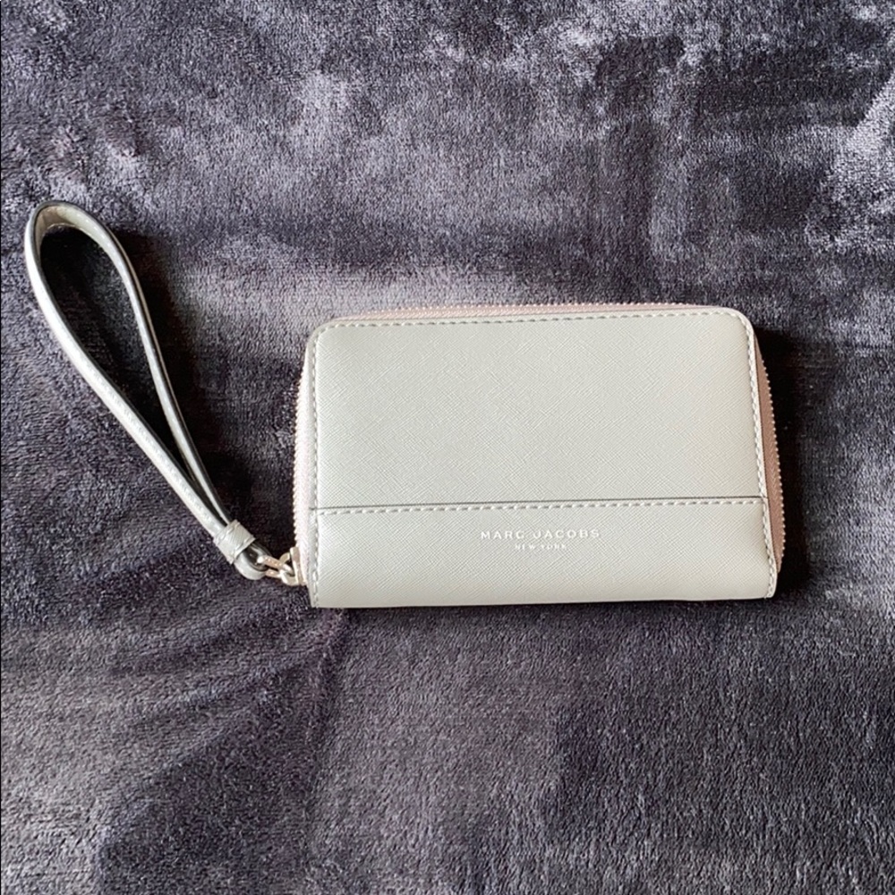 Women’s Wallet Wristlet